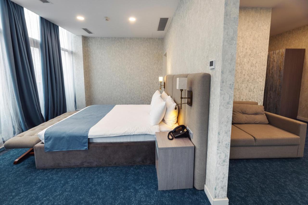 Meta Business Hotel By King David ティビリシ エクステリア 写真